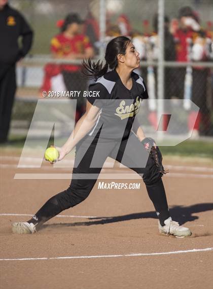 Thumbnail 2 in Oakdale vs. Enochs photogallery.