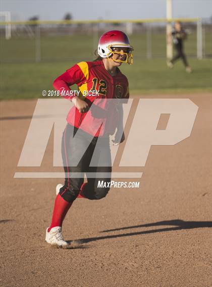 Thumbnail 1 in Oakdale vs. Enochs photogallery.