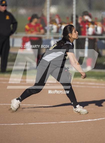Thumbnail 3 in Oakdale vs. Enochs photogallery.