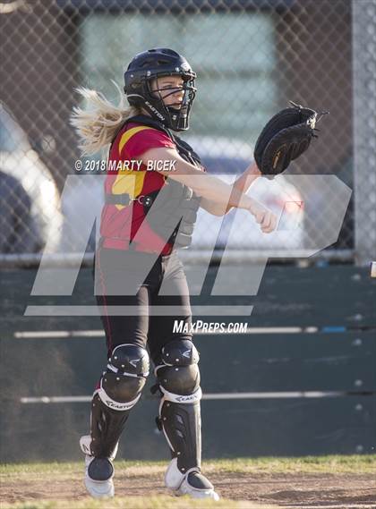 Thumbnail 2 in Oakdale vs. Enochs photogallery.