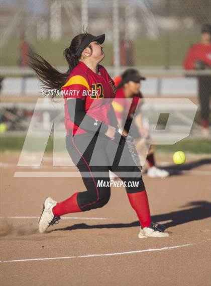 Thumbnail 3 in Oakdale vs. Enochs photogallery.