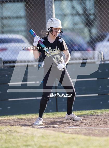 Thumbnail 1 in Oakdale vs. Enochs photogallery.