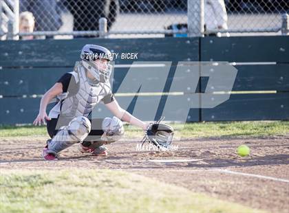 Thumbnail 3 in Oakdale vs. Enochs photogallery.