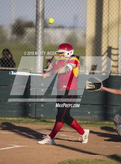 Thumbnail 2 in Oakdale vs. Enochs photogallery.