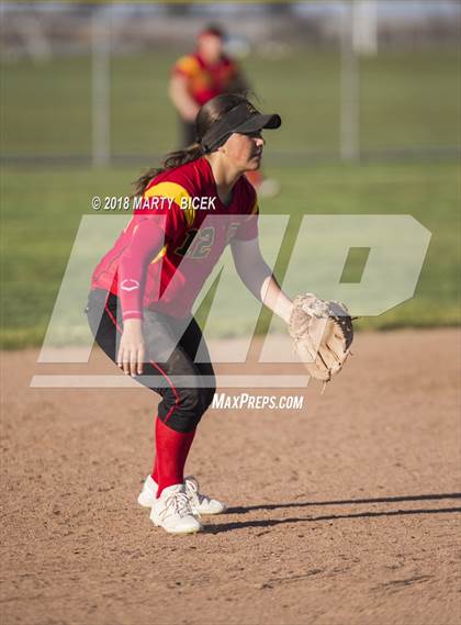 Thumbnail 2 in Oakdale vs. Enochs photogallery.