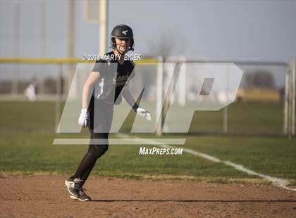 Thumbnail 1 in Oakdale vs. Enochs photogallery.