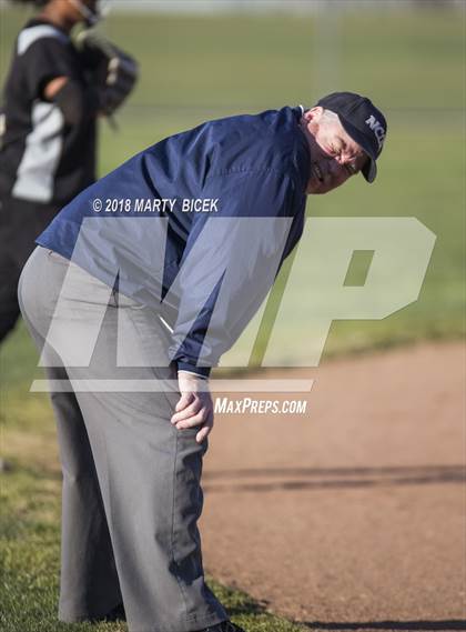 Thumbnail 1 in Oakdale vs. Enochs photogallery.