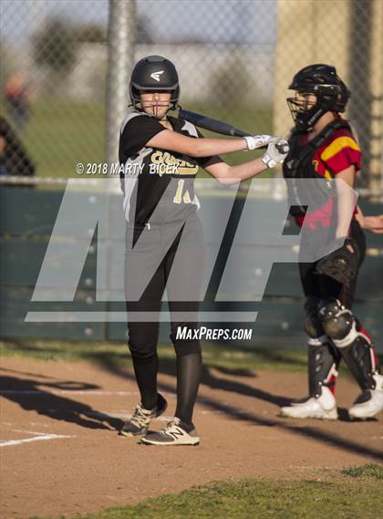 Thumbnail 2 in Oakdale vs. Enochs photogallery.