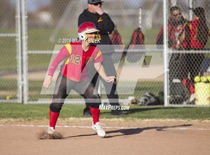 Thumbnail 2 in Oakdale vs. Enochs photogallery.