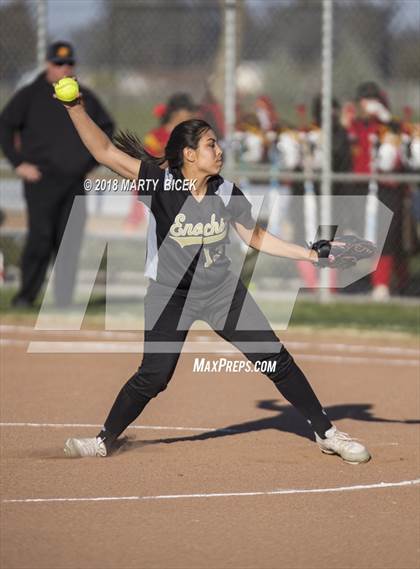 Thumbnail 2 in Oakdale vs. Enochs photogallery.