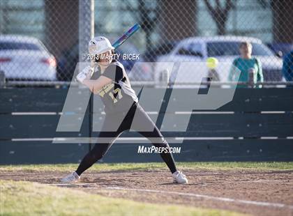 Thumbnail 2 in Oakdale vs. Enochs photogallery.