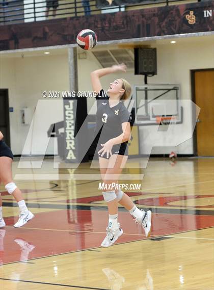 Thumbnail 1 in St. Margaret's @ JSerra Catholic photogallery.