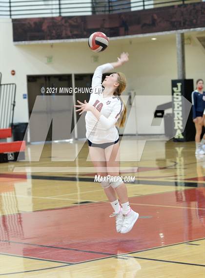 Thumbnail 3 in St. Margaret's @ JSerra Catholic photogallery.