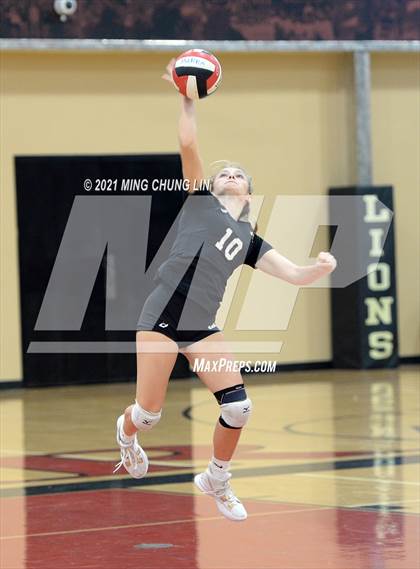 Thumbnail 1 in St. Margaret's @ JSerra Catholic photogallery.