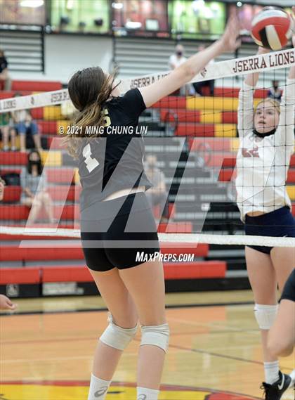Thumbnail 1 in St. Margaret's @ JSerra Catholic photogallery.