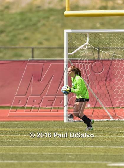 Thumbnail 1 in Windsor vs. Valor Christian (CHSAA 4A Semifinal) photogallery.