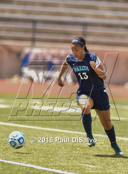 Thumbnail 3 in Windsor vs. Valor Christian (CHSAA 4A Semifinal) photogallery.