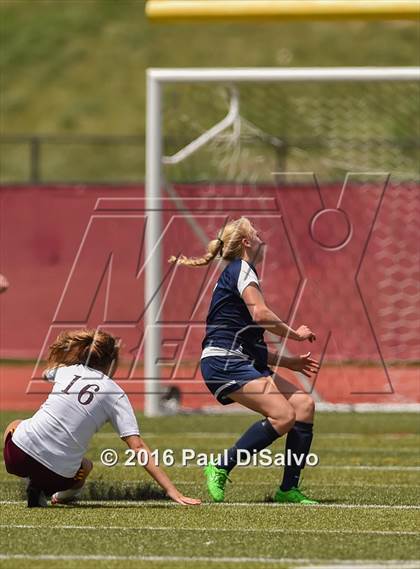 Thumbnail 3 in Windsor vs. Valor Christian (CHSAA 4A Semifinal) photogallery.