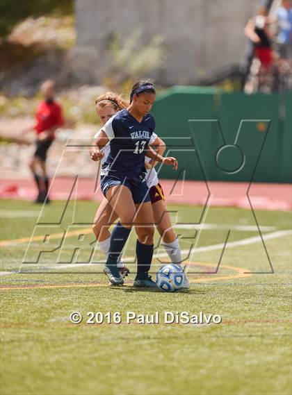 Thumbnail 3 in Windsor vs. Valor Christian (CHSAA 4A Semifinal) photogallery.