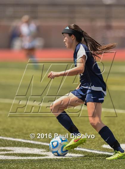 Thumbnail 3 in Windsor vs. Valor Christian (CHSAA 4A Semifinal) photogallery.