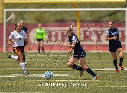 Thumbnail 1 in Windsor vs. Valor Christian (CHSAA 4A Semifinal) photogallery.