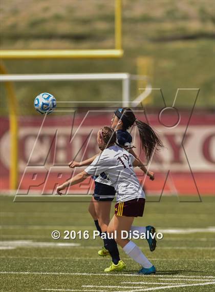 Thumbnail 2 in Windsor vs. Valor Christian (CHSAA 4A Semifinal) photogallery.