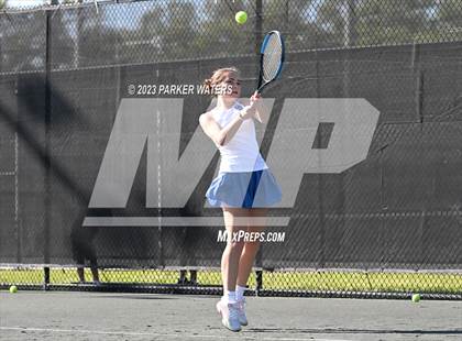 Thumbnail 1 in Mt. Carmel vs Metairie Park Country Day photogallery.