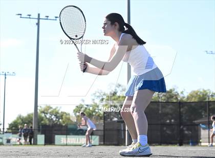 Thumbnail 1 in Mt. Carmel vs Metairie Park Country Day photogallery.
