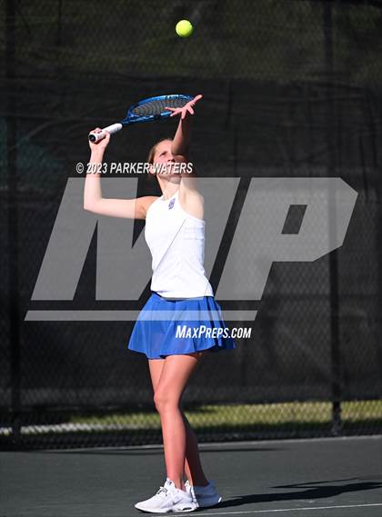 Thumbnail 3 in Mt. Carmel vs Metairie Park Country Day photogallery.