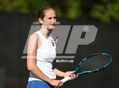 Thumbnail 1 in Mt. Carmel vs Metairie Park Country Day photogallery.
