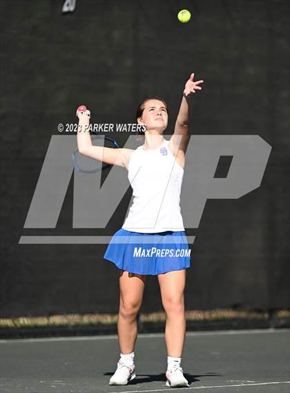 Thumbnail 2 in Mt. Carmel vs Metairie Park Country Day photogallery.