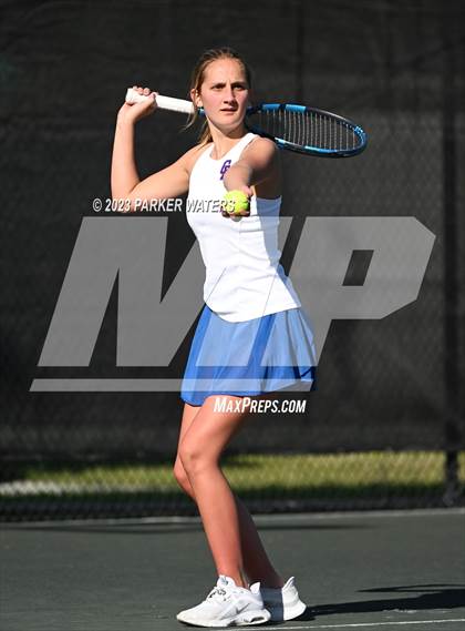 Thumbnail 2 in Mt. Carmel vs Metairie Park Country Day photogallery.