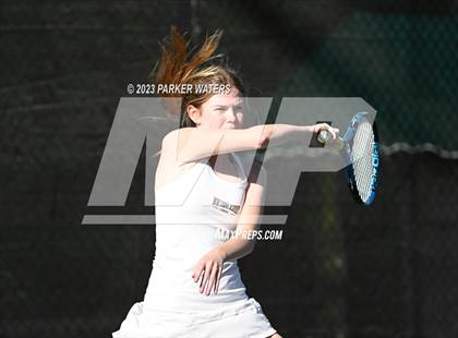 Thumbnail 1 in Mt. Carmel vs Metairie Park Country Day photogallery.