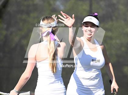 Thumbnail 1 in Mt. Carmel vs Metairie Park Country Day photogallery.