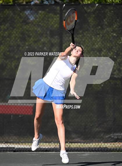 Thumbnail 2 in Mt. Carmel vs Metairie Park Country Day photogallery.