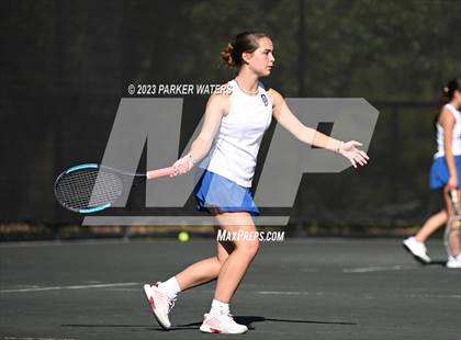 Thumbnail 2 in Mt. Carmel vs Metairie Park Country Day photogallery.