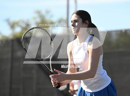 Thumbnail 2 in Mt. Carmel vs Metairie Park Country Day photogallery.
