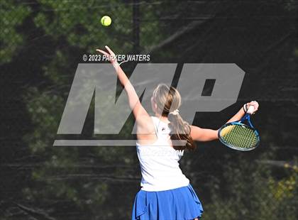 Thumbnail 1 in Mt. Carmel vs Metairie Park Country Day photogallery.