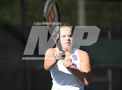 Thumbnail 3 in Mt. Carmel vs Metairie Park Country Day photogallery.