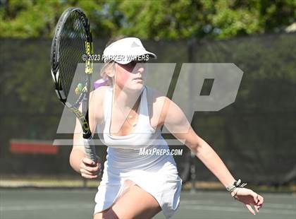Thumbnail 2 in Mt. Carmel vs Metairie Park Country Day photogallery.
