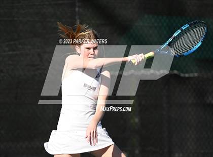 Thumbnail 3 in Mt. Carmel vs Metairie Park Country Day photogallery.