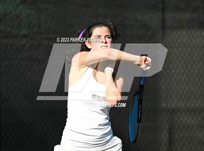 Thumbnail 1 in Mt. Carmel vs Metairie Park Country Day photogallery.