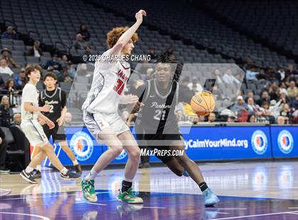 Thumbnail 2 in Diamond Ranch vs. International (CIF State D5 Finals) photogallery.