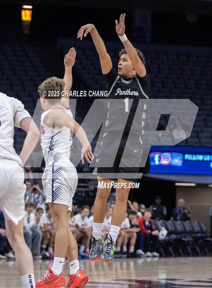 Thumbnail 3 in Diamond Ranch vs. International (CIF State D5 Finals) photogallery.