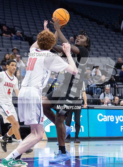 Thumbnail 1 in Diamond Ranch vs. International (CIF State D5 Finals) photogallery.