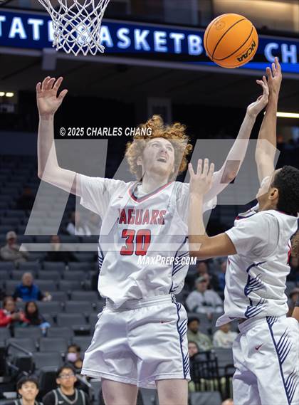 Thumbnail 2 in Diamond Ranch vs. International (CIF State D5 Finals) photogallery.
