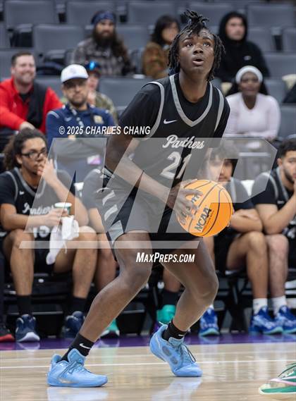 Thumbnail 2 in Diamond Ranch vs. International (CIF State D5 Finals) photogallery.