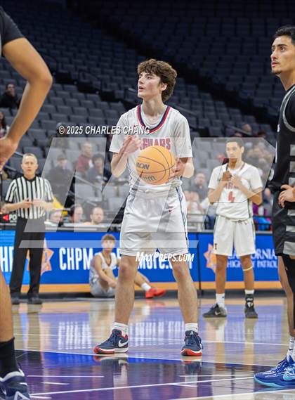 Thumbnail 2 in Diamond Ranch vs. International (CIF State D5 Finals) photogallery.