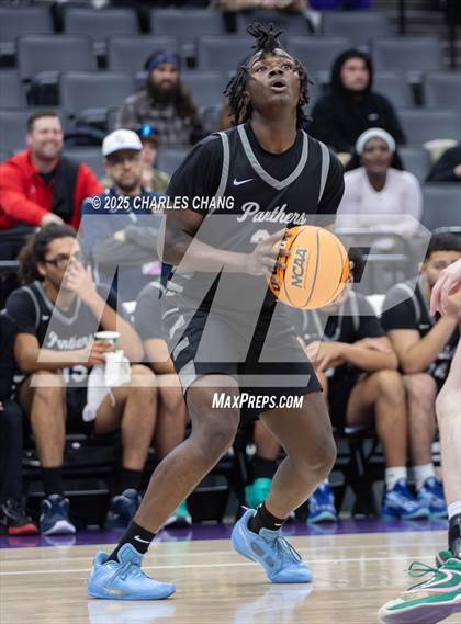 Thumbnail 3 in Diamond Ranch vs. International (CIF State D5 Finals) photogallery.
