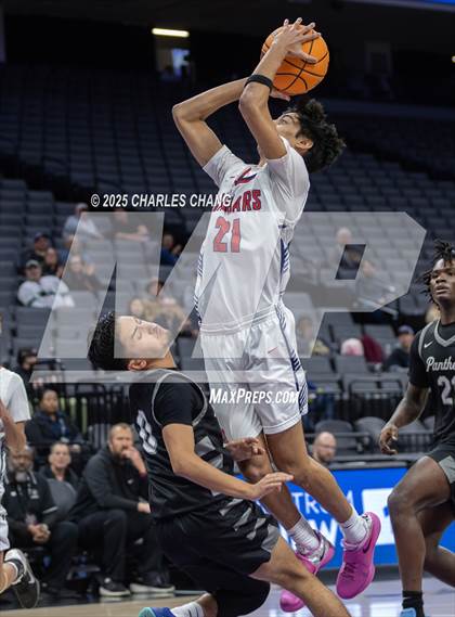 Thumbnail 2 in Diamond Ranch vs. International (CIF State D5 Finals) photogallery.